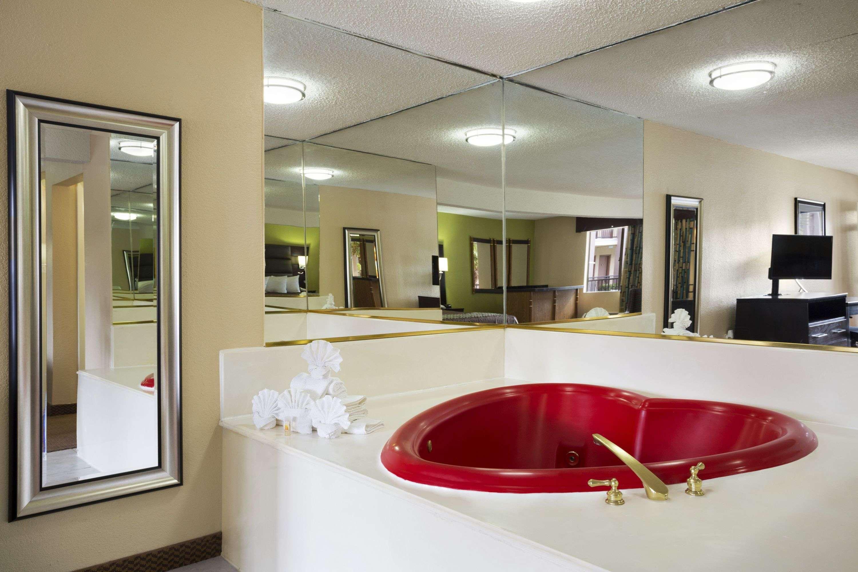 Days Inn By Wyndham Dallas אירווינג מראה חיצוני תמונה